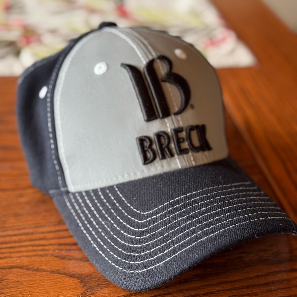 Zephyr Breck Black and Gray Hat